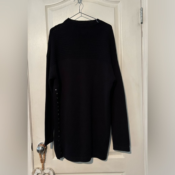 Charlie Paige Sweaters - NWT Charlie Paige Black Long Sleeve Studded Sweater